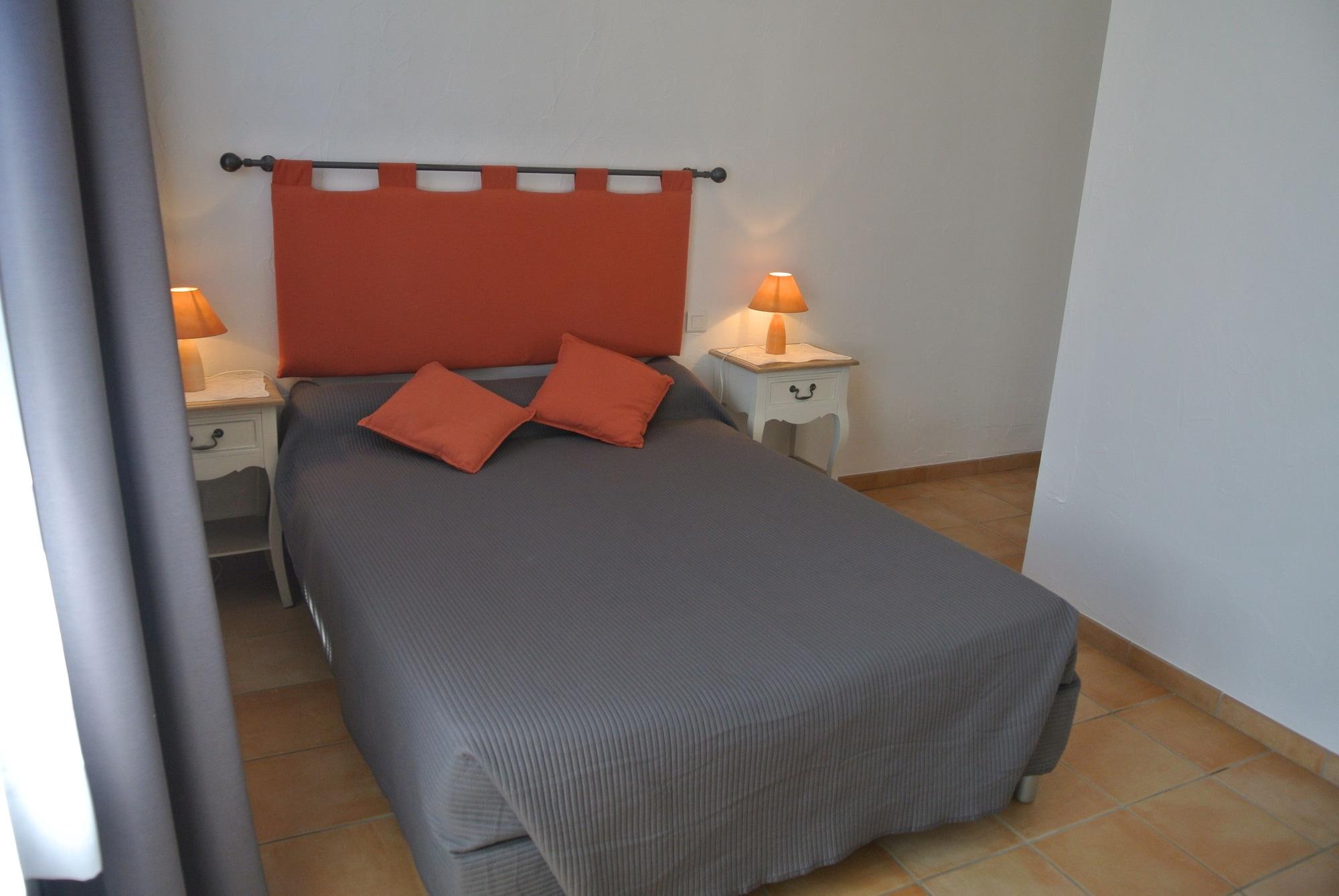 Hotel Castel Mistral Juan-les-Pins Exteriör bild