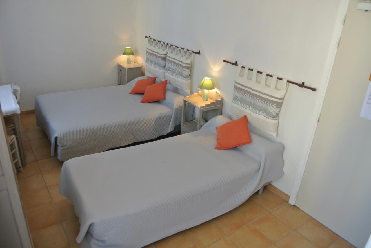 Hotel Castel Mistral Juan-les-Pins Exteriör bild